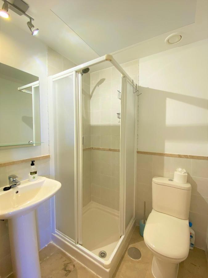 Sea View Penthouse Apartment With Hot Tub - Casa Bella Vista, Buenas Noches , Эстепона Экстерьер фото