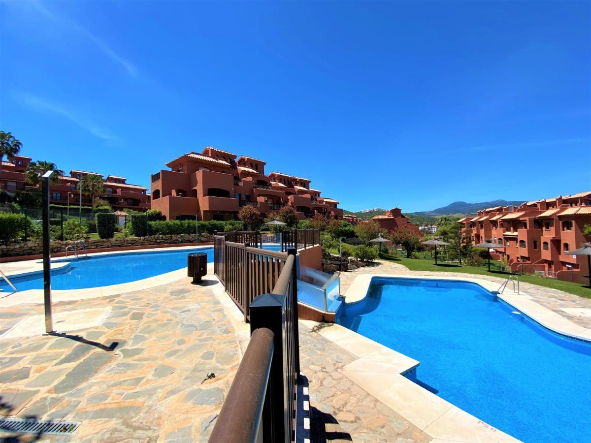Sea View Penthouse Apartment With Hot Tub - Casa Bella Vista, Buenas Noches , Эстепона Экстерьер фото