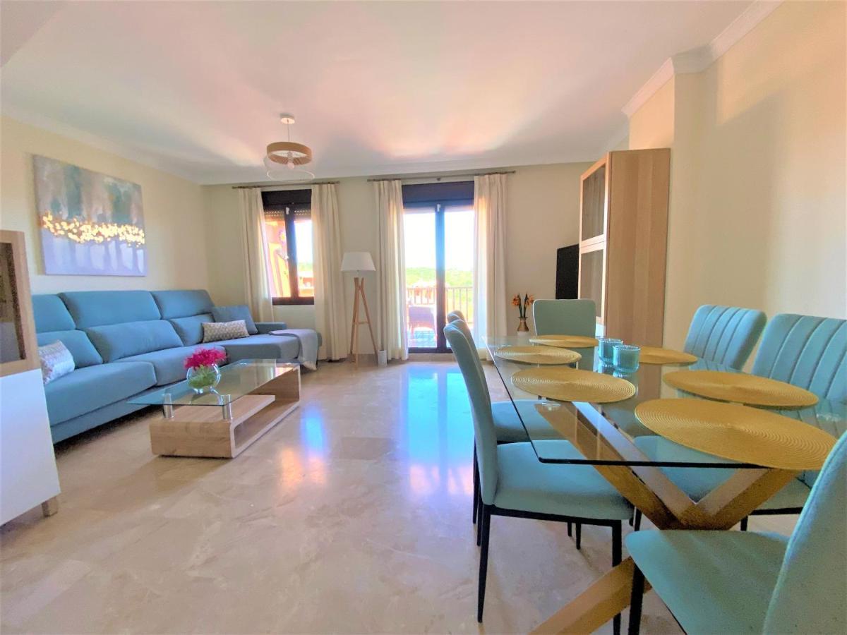 Sea View Penthouse Apartment With Hot Tub - Casa Bella Vista, Buenas Noches , Эстепона Экстерьер фото