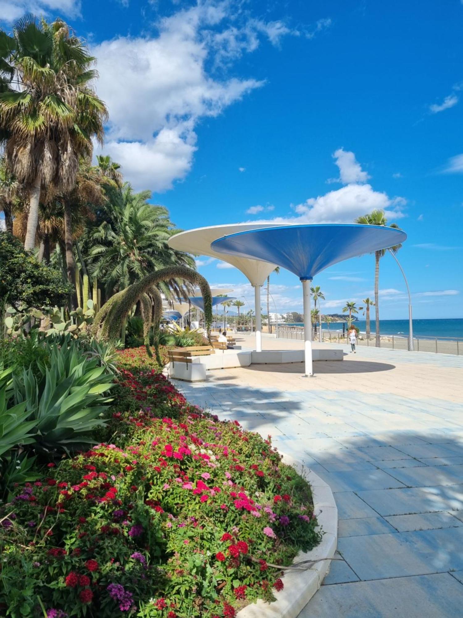 Sea View Penthouse Apartment With Hot Tub - Casa Bella Vista, Buenas Noches , Эстепона Экстерьер фото
